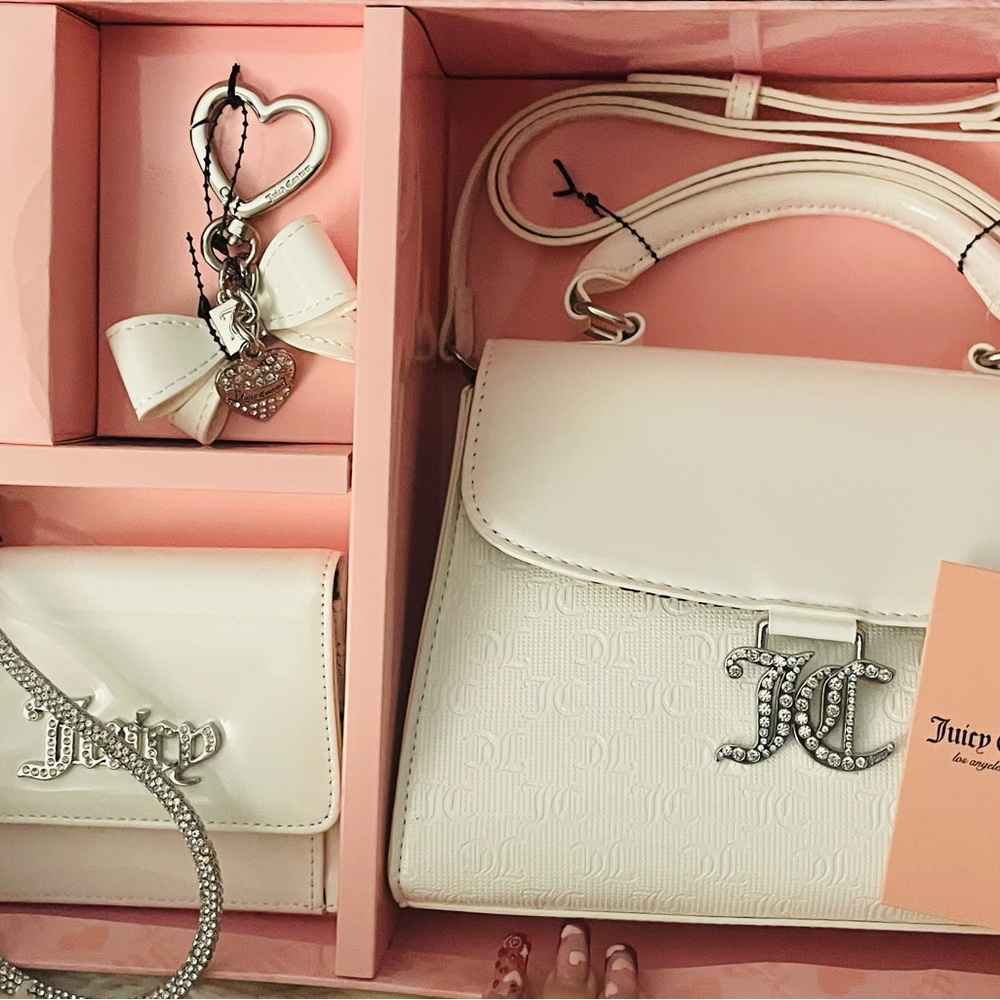 Juicy Couture White Handbag Set